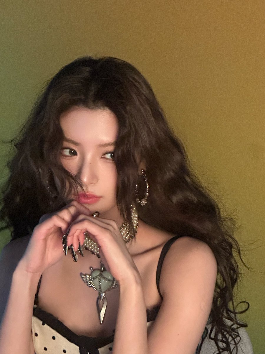 YIREN UPDATES tweet media