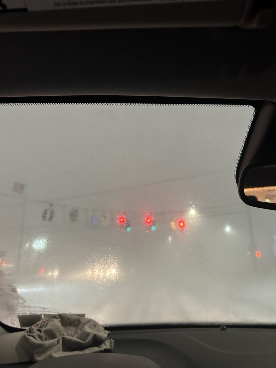 _rian_urphy's tweet photo. listening to hot boy summer when this is the weather outside ๐ #findingmyhappyplace https://t.co/GRpx0WP60A