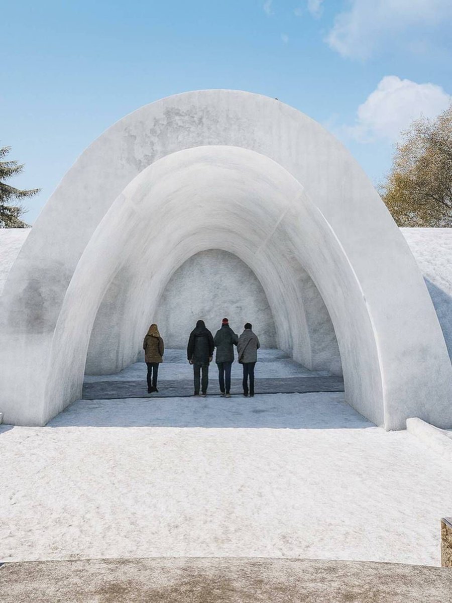 thebrandonsun's tweet photo. A large snow building is being erected in Wasagaming this winter to enhance the recreational area in the cold season and host events such as a fashion show. https://t.co/fz94diJM6B  #bdnmb https://t.co/pAzgJJcrVQ
