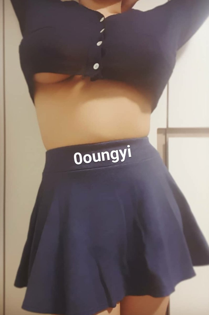 0oungyi's tweet photo. 제발 몸좋은 남자들만 메인트윗 읽고 디엠 보내줘 찔러보기 사절이야 몸만 확실히 좋으면 얼굴 안따지니까 걱정하지마(난 통통해도 몸좋은 남자 좋아하니까 시비걸지마) #섹트 #일탈 https://t.co/wBt1A45OEQ
