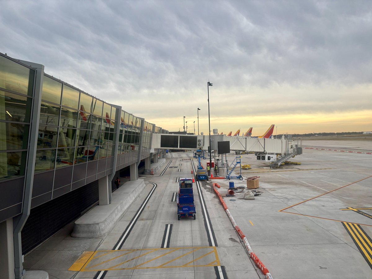 .<a href="/BWI_Airport/">BWI Marshall Airport</a> gets a bit better when the new A-B Connector opens Jan. 9.

The space is good, not great, airport design with room for improvement but, on the whole, it is a nice upgrade for the DC-area’s functional low-fare airport.

byerussell.substack.com/p/bwis-glam-up