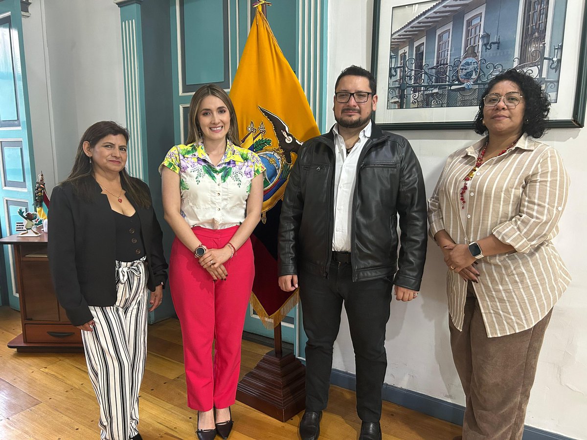 Esta acción responde a los lineamientos del presidente <a href="/DanielNoboaOk/">Daniel Noboa Azin</a>, orientados a dinamizar la economía de la ciudadanía, respaldar el esfuerzo de quienes emprenden y preservar las raíces productivas que fortalecen la identidad y el desarrollo del país.