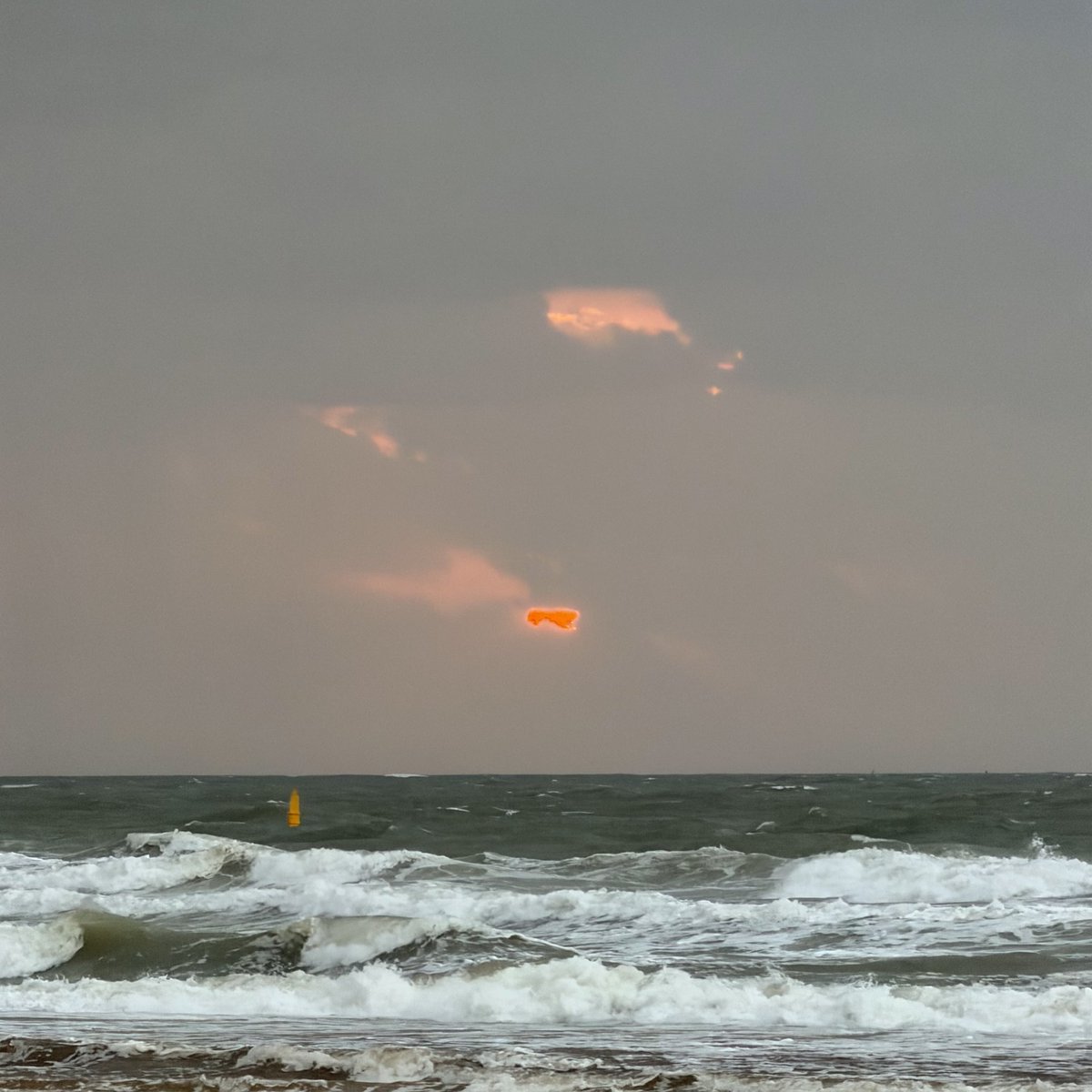 TheyCallme26's tweet image. 