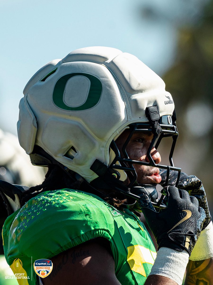 Capital One Orange Bowl tweet media