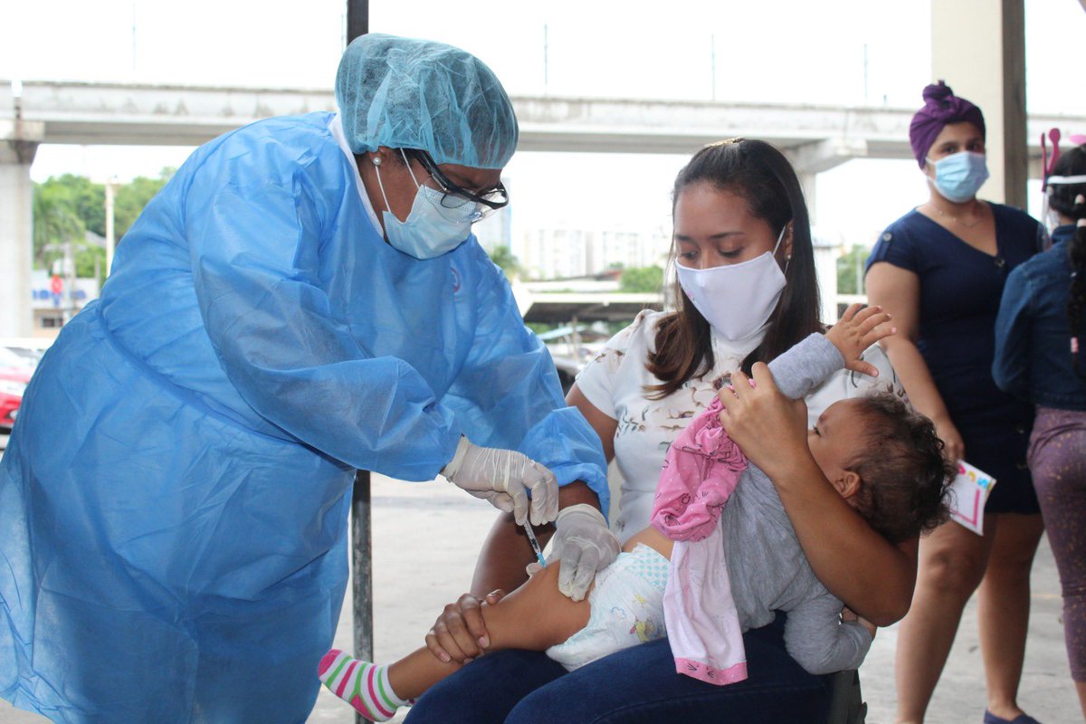 MINSAPma's tweet photo. #SanMiguelito | La vacuna contra la influenza está disponible de lunes a viernes, de 7:00 a.m. a 3:00 p.m., en los centros de salud del distrito. Más de 77,000 dosis aplicadas en 2025. Es segura, gratuita y salva vidas. 💉 https://t.co/NkCGkbNZ0G