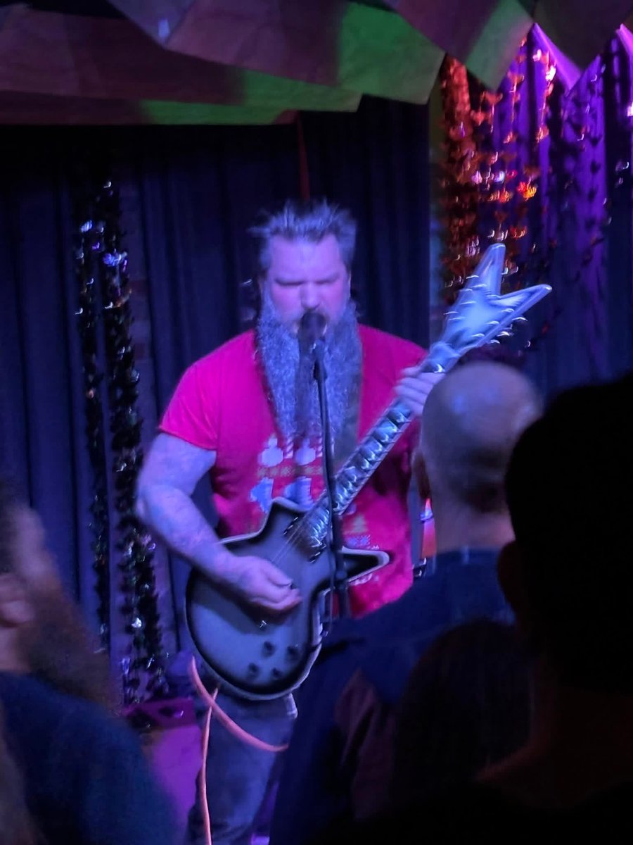 RIFF WORM tweet media