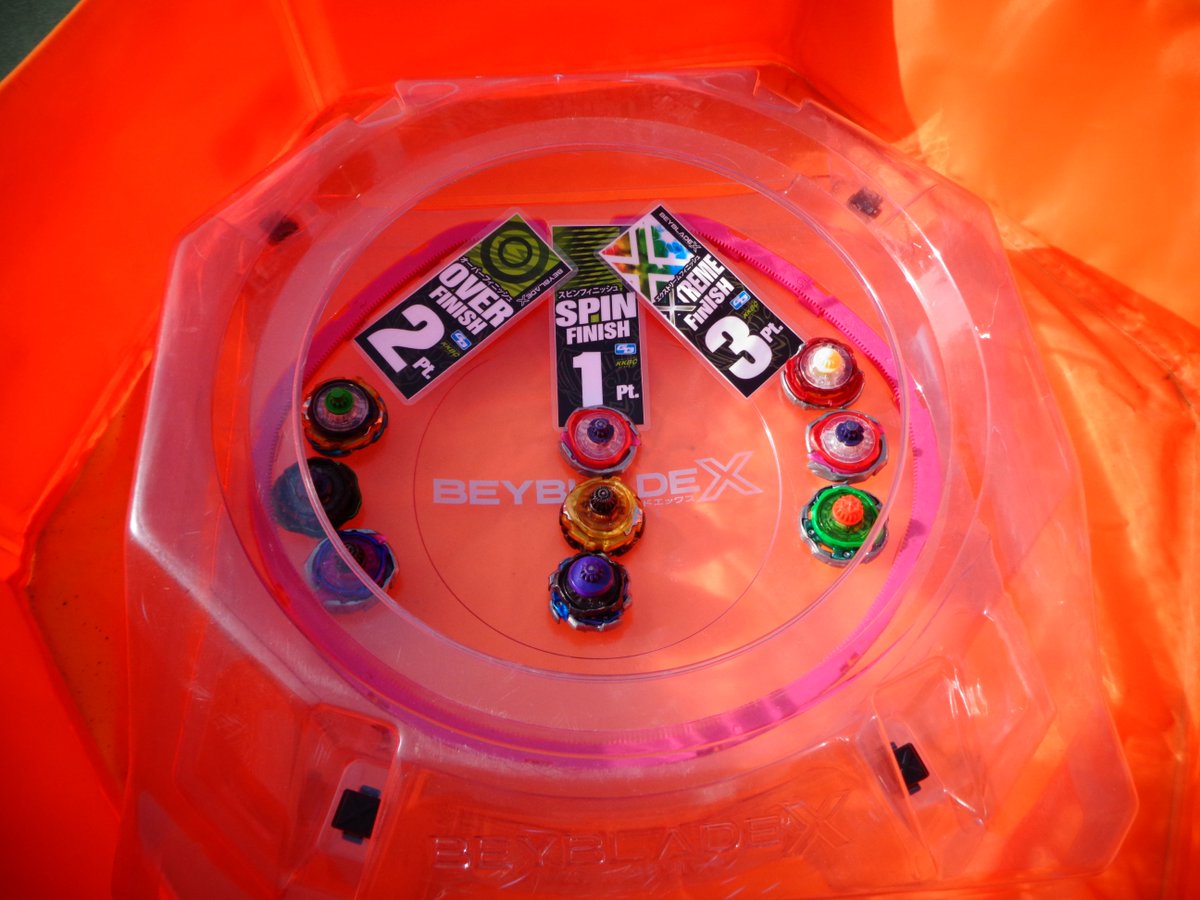 SBBLOficial's tweet image. 23 de noviembre de 2025, torneo en Madrid Norte

🥇Jivox
-Shark Scale 1-70LR
-Emperor Might H 1-60L
-Cobalt Dragoon 5-60E

🥈Tatogu
-Emperor Blast H 1-60R
-Golem Rock 7-60LR
-Shark Scale 4-50L

🥉EXTINTOR
-Scorpion Spear 9-60FB
-Shark Scale 1-70LR
-Wizard Rod 1-60H