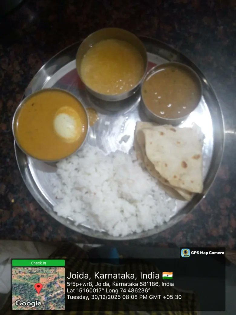 SchoolJoida's tweet photo. Mdrs Joida 264 St  #SocialAudit_SWDMeals #SocialWelfare_Karnataka https://t.co/EozBahaNiR