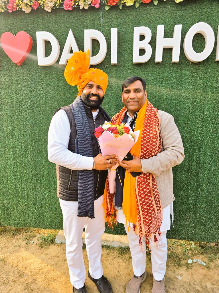 Dhajaykhari4bjp's tweet photo. Thanks a lot all of you 🙏💐 https://t.co/go1KsJQlfU