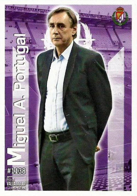 CromosPucela's tweet image. Miguel Ángel Portugal ha formado parte del Real Valladolid como jugador y entrenador.

En el campo, no tuvo suerte, ya que se lesionó y apenas pudo participar en 3 encuentros en aquella 87/88.

En el banquillo tampoco le fue bien, ya que fue despedido tras 26 encuentros (15/16).