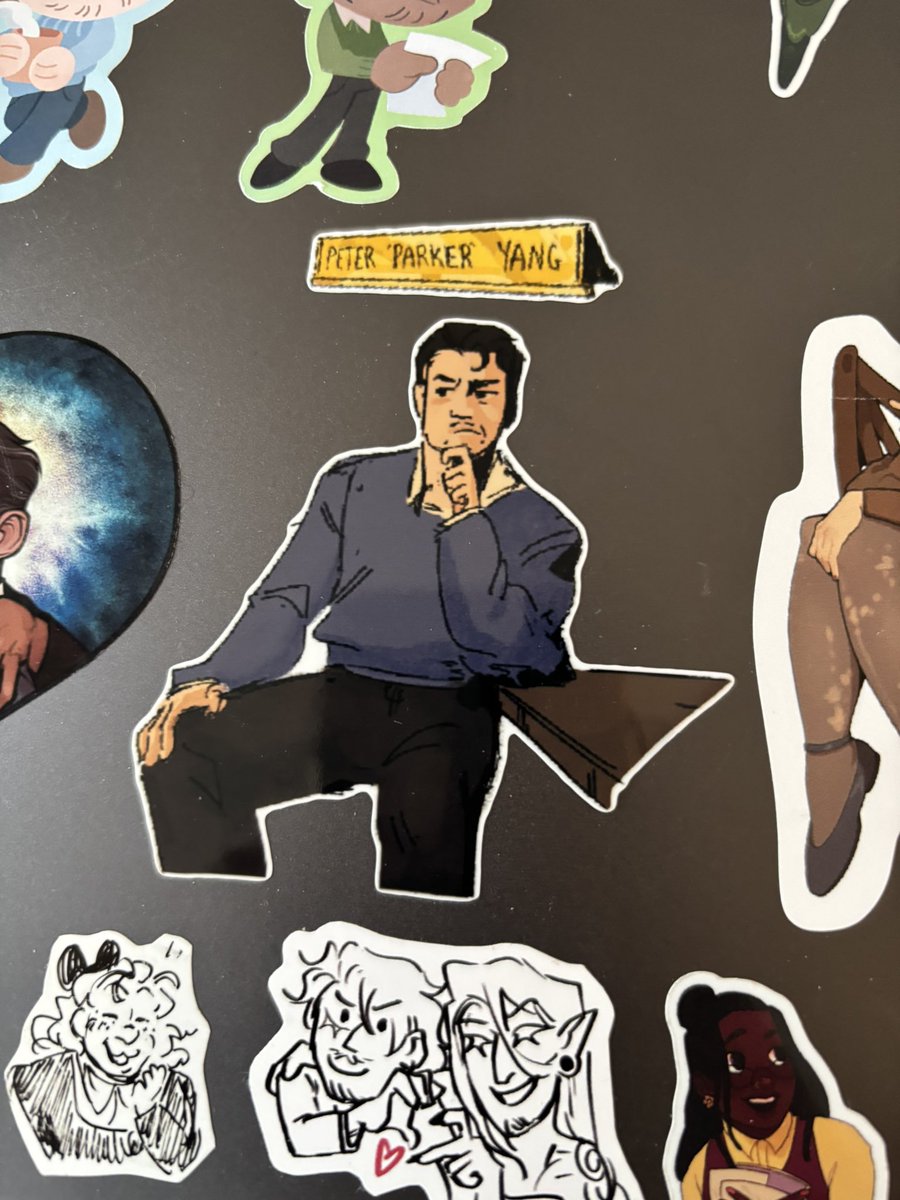 deadbaguettes_'s tweet image. OH SHIT I DONT THINK I SHARED THEM HERE but an assortment of Parker stickers I got from @/1nterspace shop!! 

LOOK AT HIMMMM AUUGGDHDHSHSHH I LOVE HIMM!! My slowly growing bunch of Parker merch