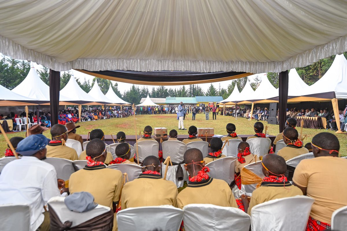 kipmurkomen's tweet photo. The values and principles we learn at a young age shape our behaviour for the rest of our lives.

This afternoon, I joined fellow leaders and parents in Kapseret, Uasin Gishu County, to celebrate a group of young men who successfully underwent initiation into manhood following a period of seclusion and mentorship.

The young men, among them the son of Marakwet East MP Kangogo Bowen, demonstrated confidence, courage and a strong passion to pursue their chosen careers, while committing themselves to good character.

I wish them all the very best that life has to offer; for indeed, the world is their oyster.