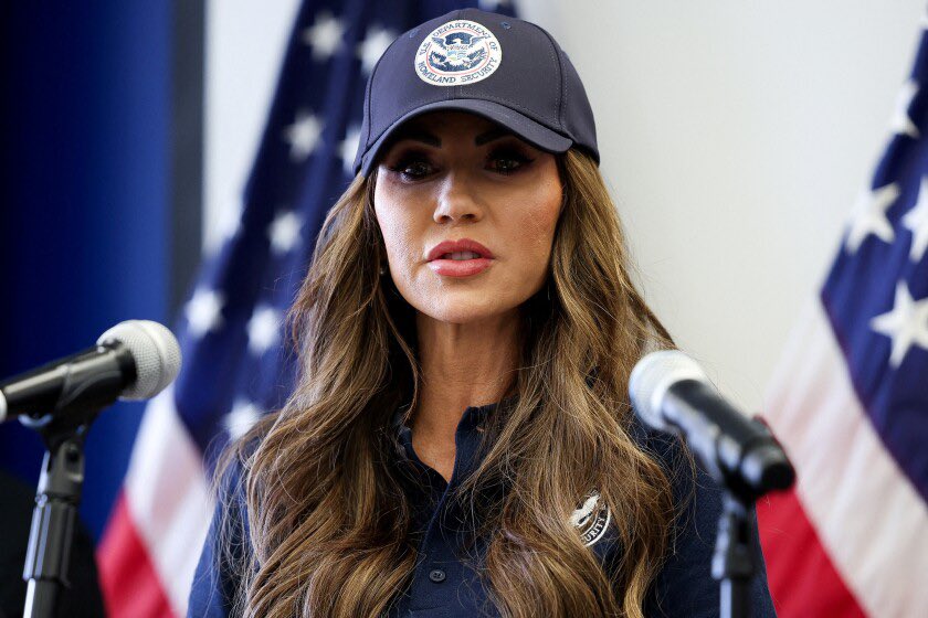 nicksortor's tweet image. 🚨 BREAKING: A Biden judge has just ORDERED DHS to EXTEND “temporary protected status” (TPS) for South Sudanese people in the US which was set to EXPIRE on Jan. 5th

STRAIGHT UP judicial tyranny.

THIS IS WHAT HAPPENS WHEN JUDGES FACE NO ACCOUNTABILITY

DHS didn’t cut off…