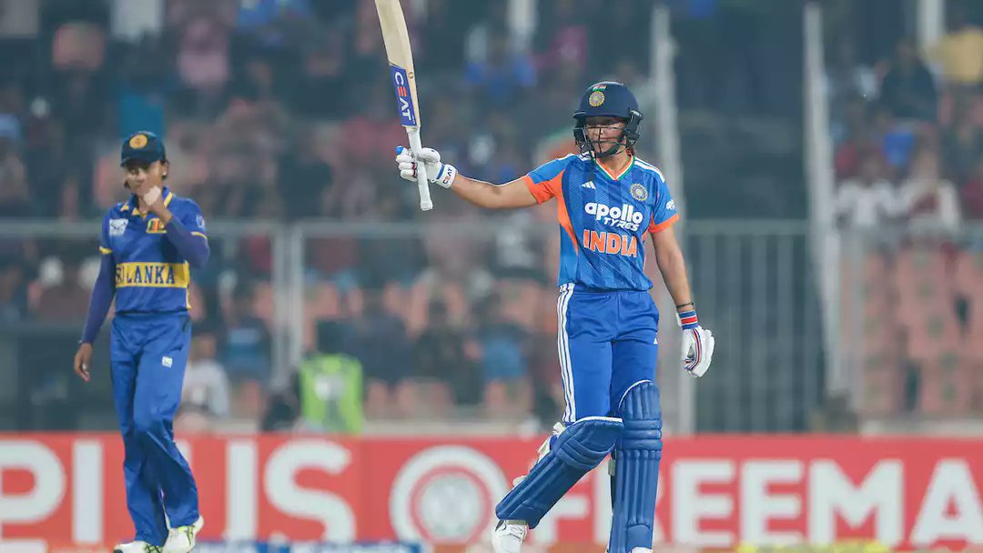 yogeshgoswami_'s tweet image. INDIA WOMEN COMPLETE CLEAN SWEEP! 🇮🇳
◾ Harmanpreet Kaur 68 (43) - Player of the Match, when it mattered most 💪
◾ India win final T20I &amp;amp; seal series 5-0 vs SL 🔥
◾ Third 5–0 T20I series win for India (vs WI-2019, vs BAN-2024)
#INDWvSLW #Cricket #SLvIND