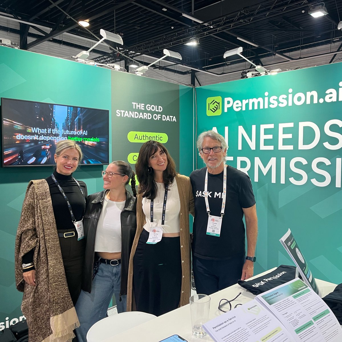 PermissionIO's tweet photo. As the year ends, we're taking a moment to celebrate the incredible work & teamwork behind Permission.

2025 was all about building, learning, and shipping.

Wouldn't be possible without our team's daily care & commitment.

Grateful for the people behind the product. Here's to what we've built & what's to come in 2026.💚