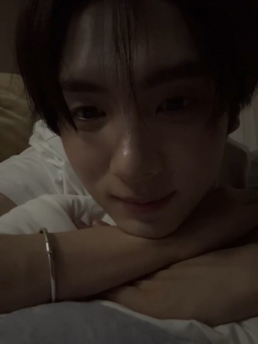 0euiw's tweet photo. 놀기신청하러온거야왜온거야따지러온거야모하러온거야놀기신청하러왓꾸나💓🪽💞🫶🏻👼🏻💕 https://t.co/PD8wsmrkab