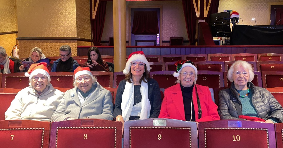 mhretirement's tweet photo. Is it really the festive season without a trip to the panto? 🎭✨ Our residents had a magical time enjoying Goldilocks and the Three Bears at Darlington Hippodrome https://t.co/y68JO1Auhn