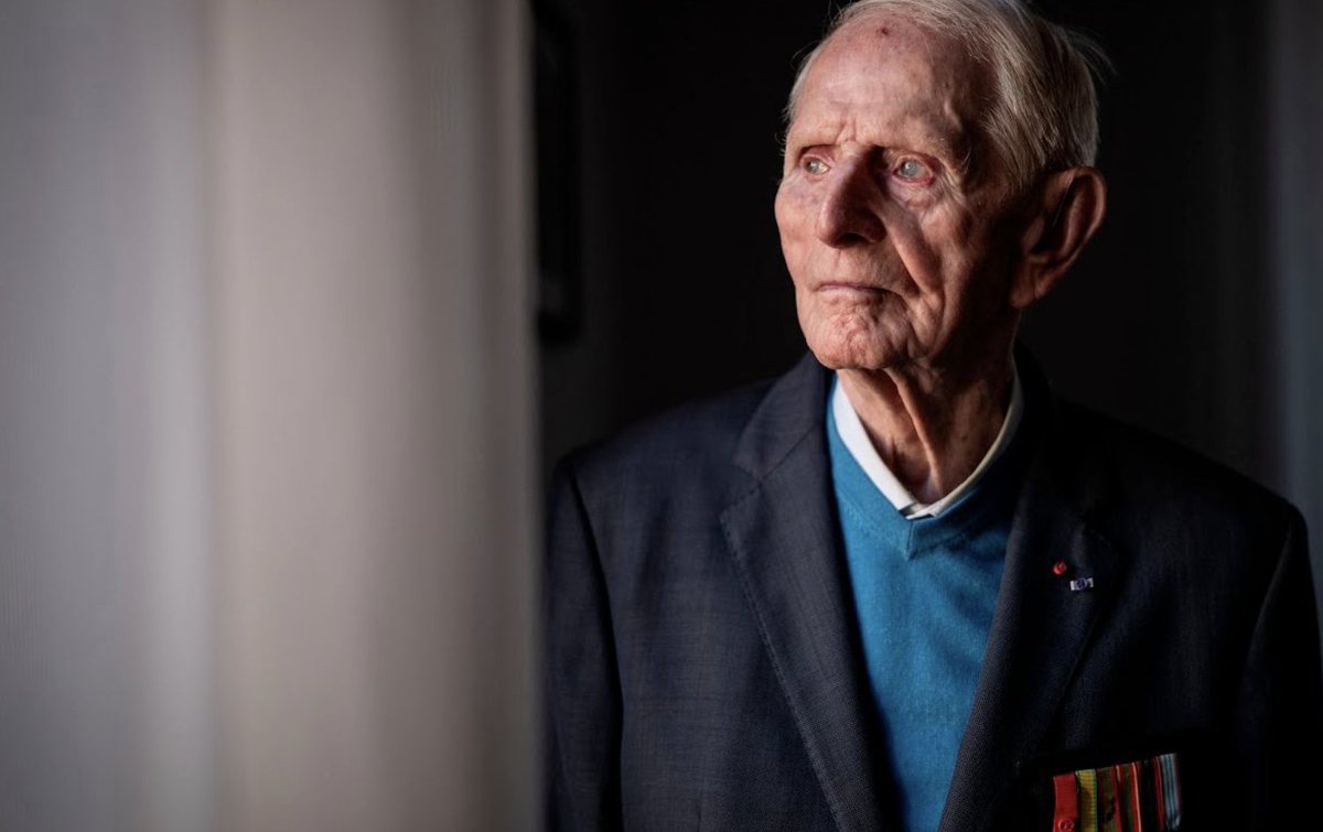 CerfiaFR's tweet photo. 🇫🇷🕊️ FLASH | Henri Mosson, doyen des survivants du seul camp de concentration nazi situé en France, est décédé à l’âge de 101 ans. Résistant et témoin de la déportation, il s’était consacré à la transmission de la mémoire de l’horreur au sein du camp de Natzweiler-Struthof. (AFP) https://t.co/MlfnMZ89BD