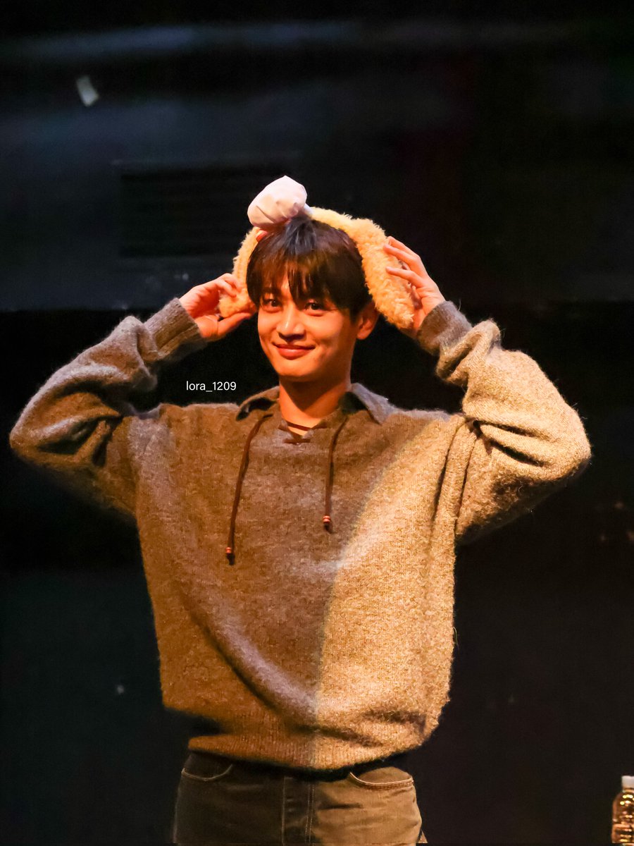 251230 민호 에버라인 팬싸 
💐

#샤이니 #민호 #최민호 #SHINee #Minho #ミンホ #崔珉豪 #珉豪