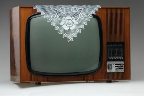 kalbursamantr's tweet photo. Siyah beyaz ekrandan aklınızda kalan programlar neler? https://t.co/elzbgNoYES