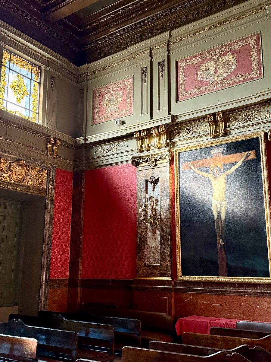 pablojotarm's tweet image. Me sigue fascinando lo escandalosamente bonita que es la Sala Segunda del Tribunal Supremo.