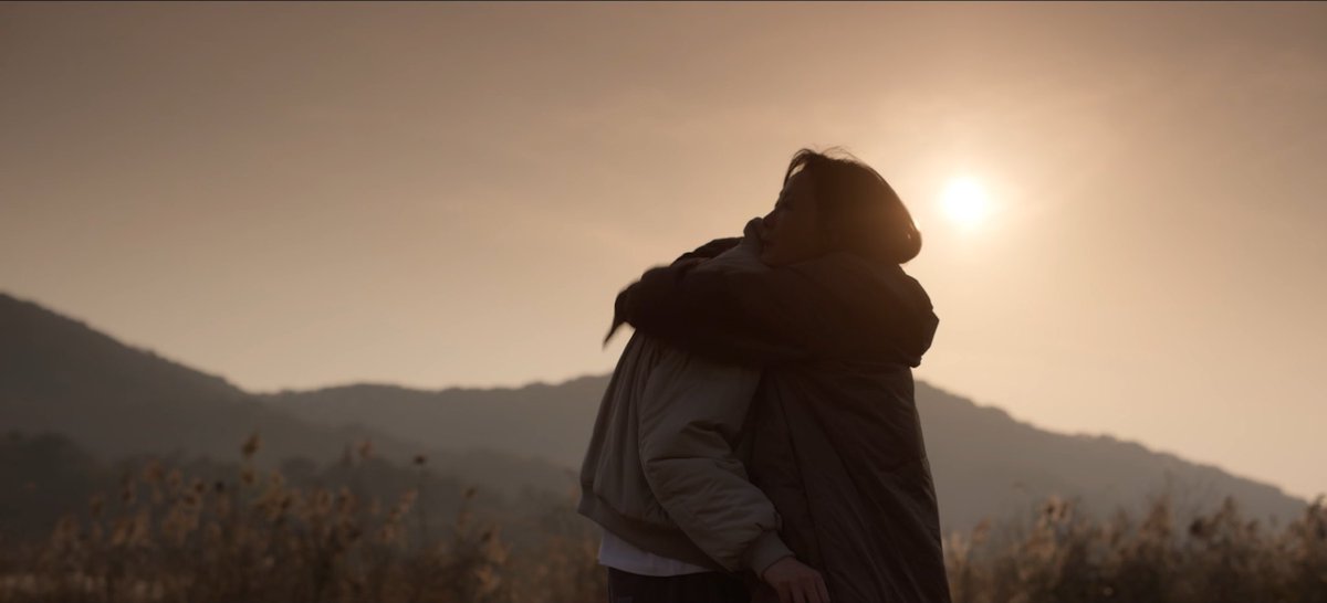 러브: 트랙 - 김치
아 이거 미쳤다 40분동안 어떻게 이런 이야기를