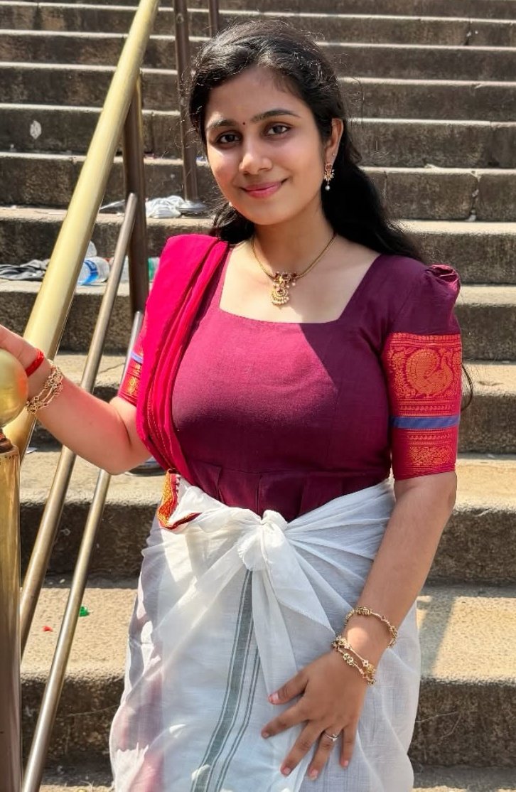 HauntActress's tweet photo. Janani Venkat 😍 https://t.co/M1QzcdTEnu
