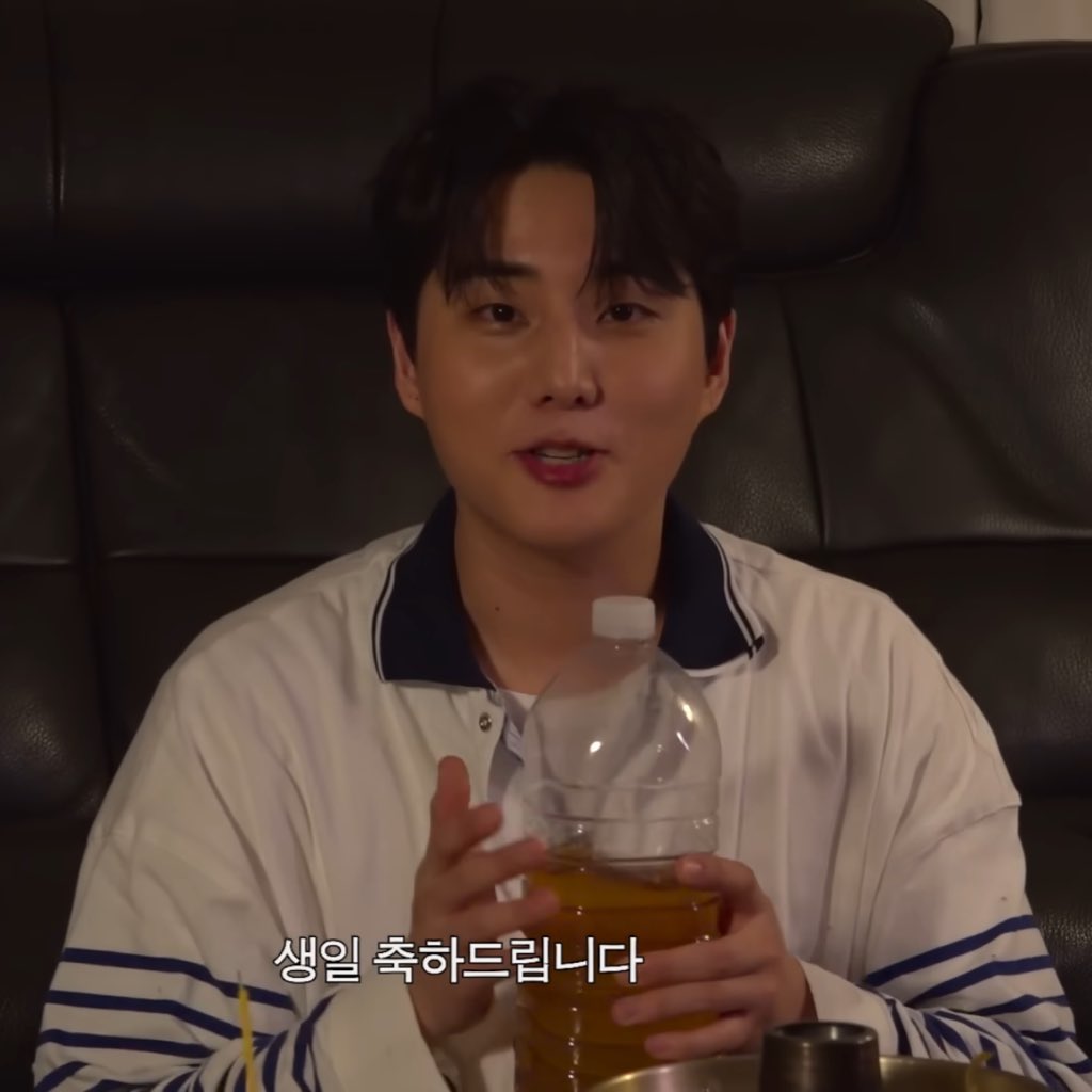 곧 다가오는 저의 생일을 맞아.. 
#RT 추첨 한분께 태닝 케둥이를 보내드리고자 합니다! 

일회성 팔로우는 원치 않습니다🙅‍♀️
반택비 부담 가능하신 분만!