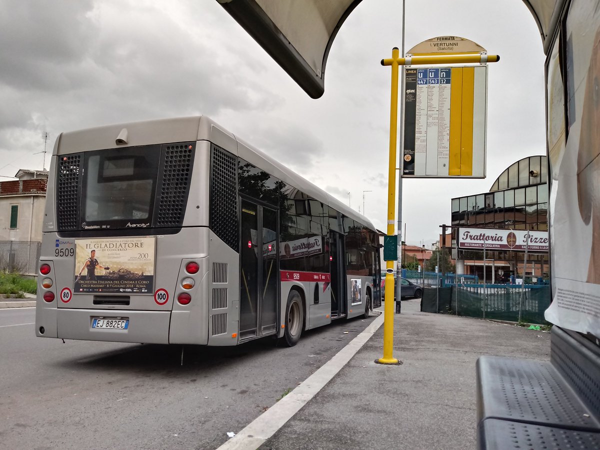 RomaReport's tweet image. Di cosa si è parlato a Roma in questi giorni / Trasporti in affanno, rincari sui servizi, sicurezza stradale e tensioni sociali: l’ultima settimana dell’anno nella Capitale è segnata da emergenze quotidiane e polemiche che infiammano il dibattito pubblico.
romareport.it/di-cosa-si-e-p…