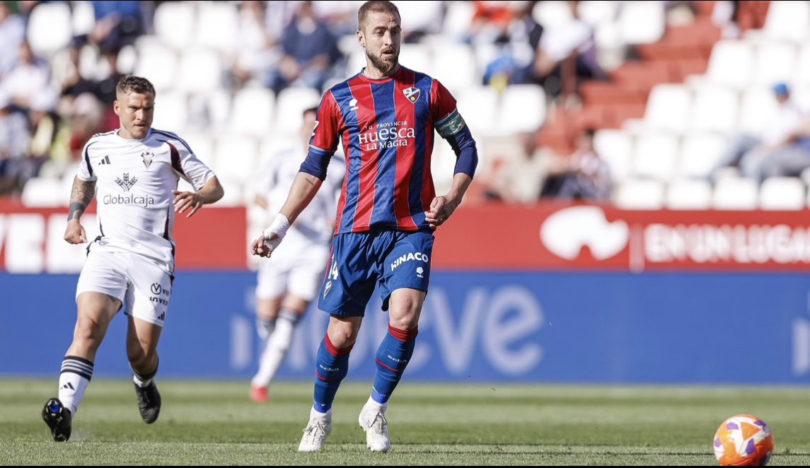 🚨MERCADO UDA🚨

Varios medios informan que la UD Almería tiene como opción prioritaria para la defensa a Jorge Pulido de la SD Huesca. 

El zaguero manchego acaba contrato a final de temporada, pero su club pediría un montante cercano al 1,5M€.