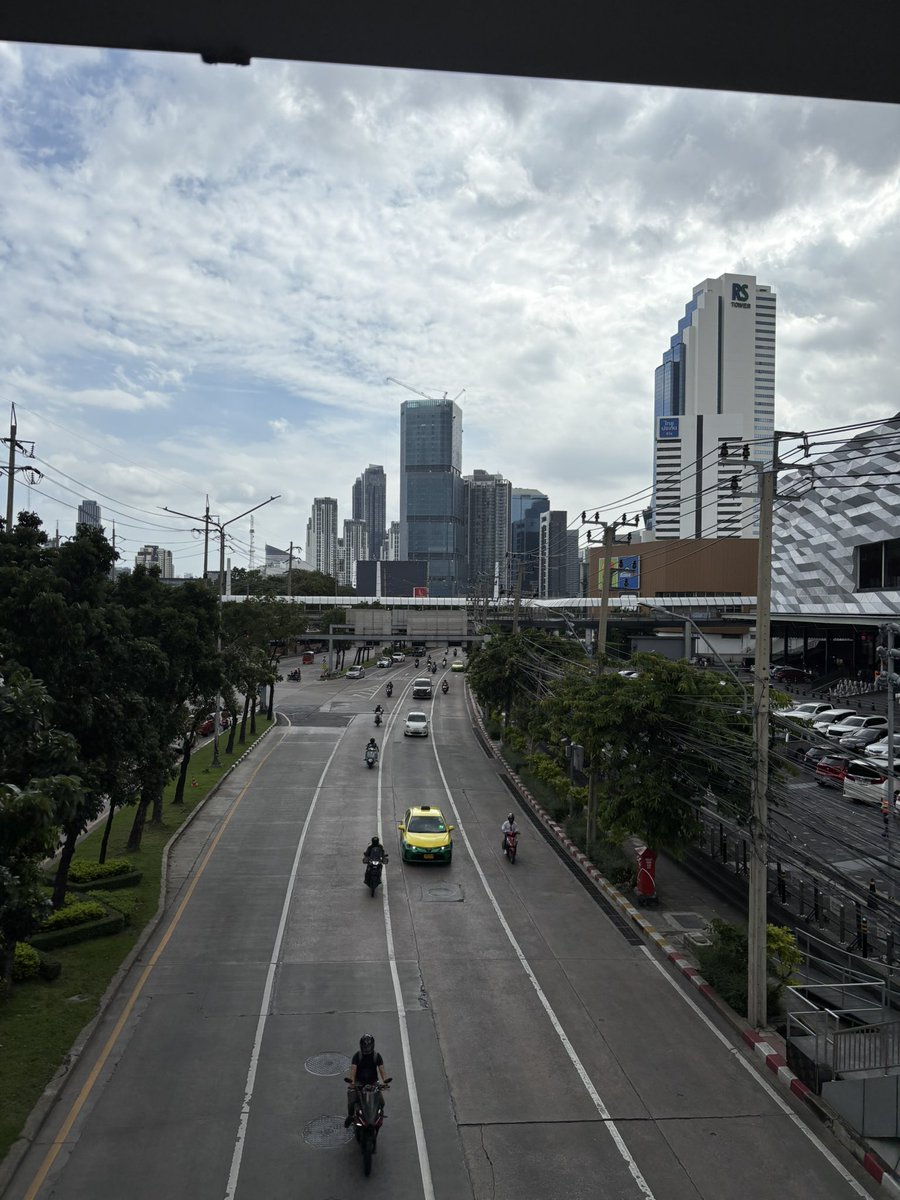 大的马上要来了 
大的 很大 很大