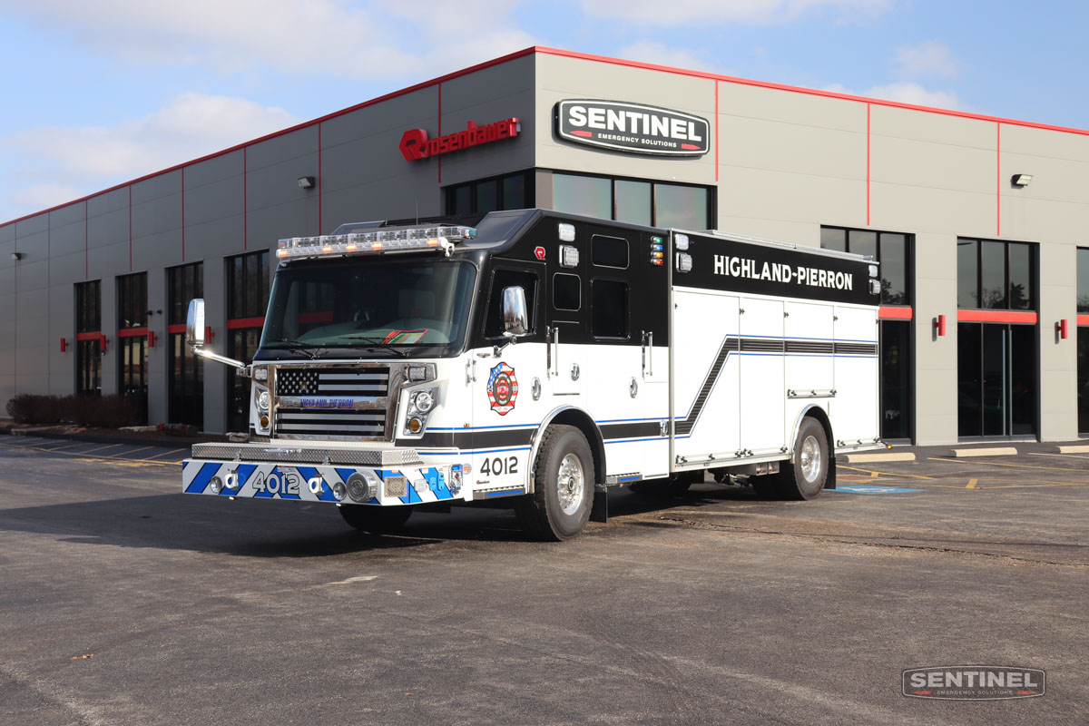 Sentinel_EmgSol's tweet image. NEW DELIVERY! The Highland-Pierron FD in Highland, IL has recently taken delivery of this @rosenbauerus Crossfire Pumper! THANK YOU Chief Decker, the Firefighters of the Highland-Pierron FD, and the Board of Directors for choosing Sentinel and Rosenbauer! sentineles.com/highlandpierro…