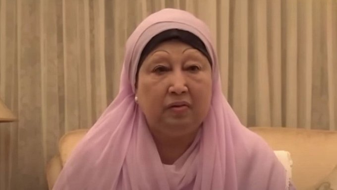 mujifren's tweet image. Khaleda Zia looked like she could have been mother/wife to Babur or Humayun 

Very striking Central Asian Mongoloid feature