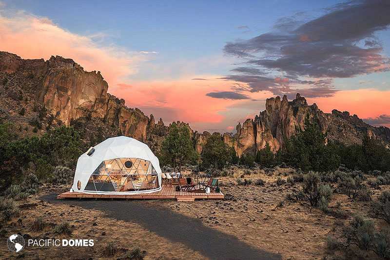 PacificDomes's tweet image. Remote work has ushered in a new wave of digital nomads and with that the need for lodging that supports their ability to work remotely from anywhere. Somewhere between economic chaos, collapsing infrastructures and the global pandemic, digital nomads have found alternative ways…