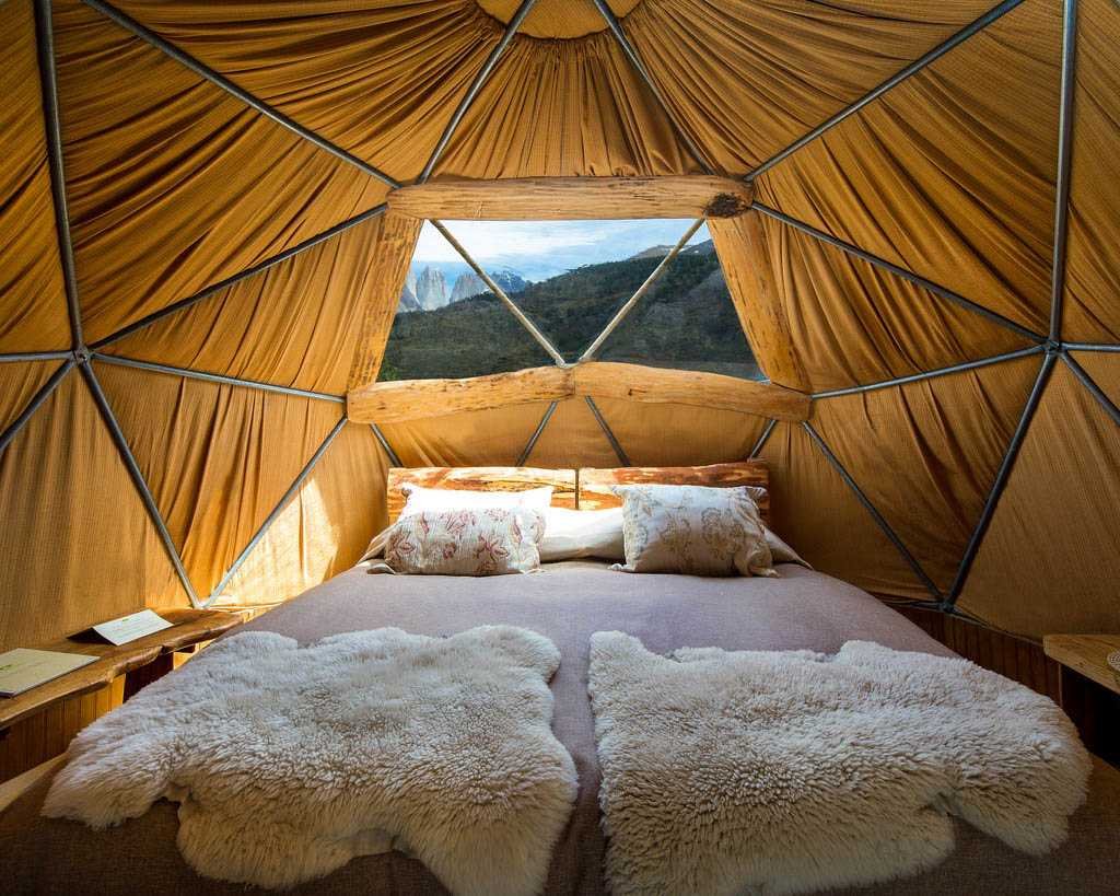 PacificDomes's tweet image. If you’re dreaming of a romantic getaway with your valentine to reconnect, re-energize and rekindle that flame, look no further than the Nature-inspired world of eco-resort dome glamping (glamorous camping). 

Offering the ultimate Nature experience in remote locations, you’ll…
