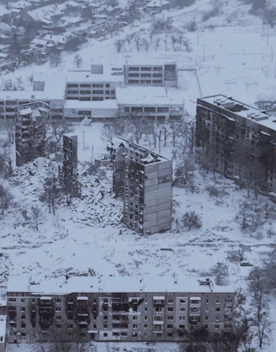 this Ukrainian city used to be a home for 30k people, with 4-century-old history. now it is a graveyard.
russia is a death cult.