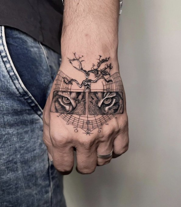 @Tattoos tweet media