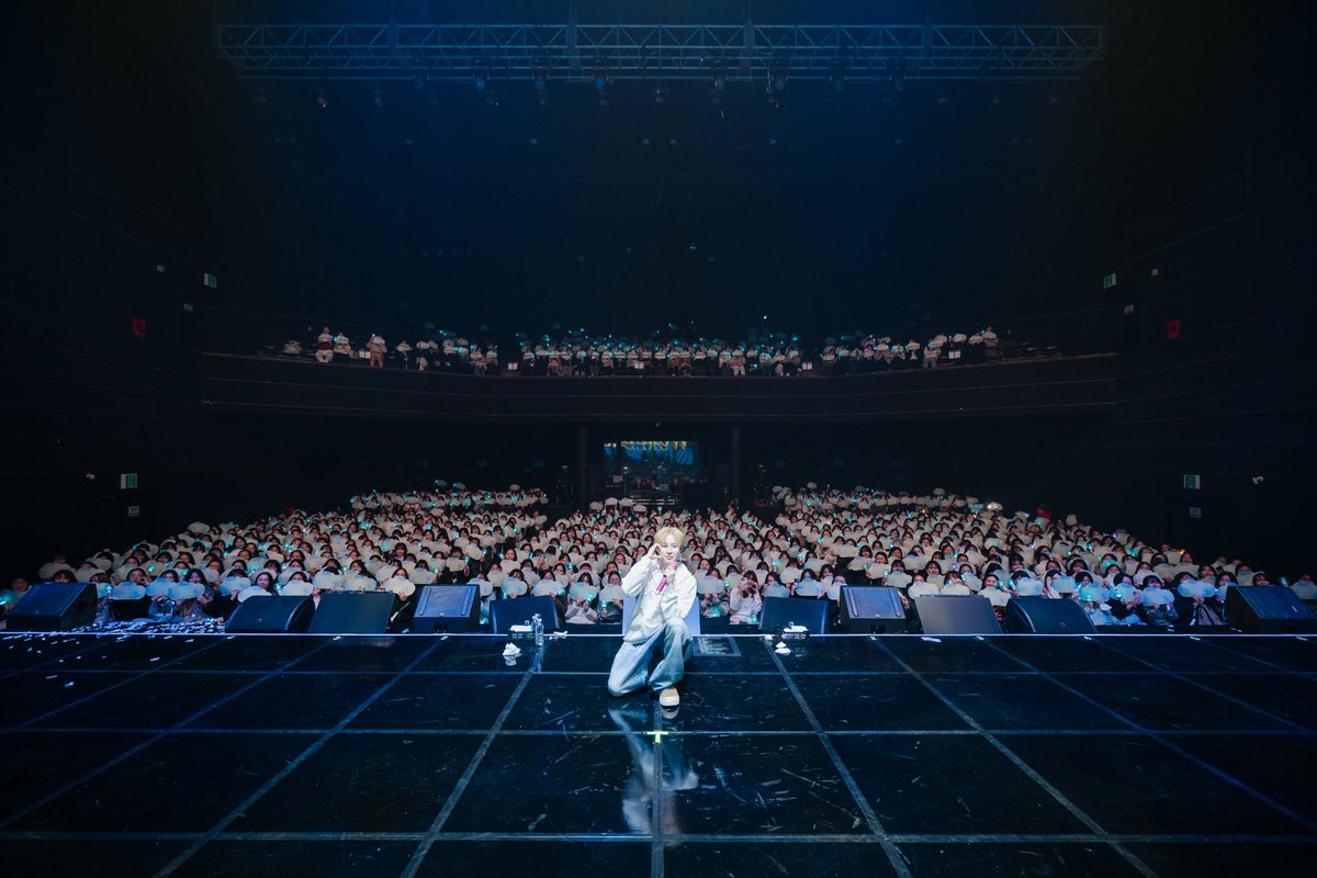 BPM_HSW's tweet image. [#하성운] 📸

2025 HA SUNG WOON FANMEETING
[Tell The World] DAY1 완료 🌵

손잡고 떠나자 하늘이 데려다준 곳☀️
성운이의 날개를 달아준 건 하늘이니까
오늘도 성운이의 행복이 되어주셔서 감사해요🪽

#HASUNGWOON
#Tell_The_World