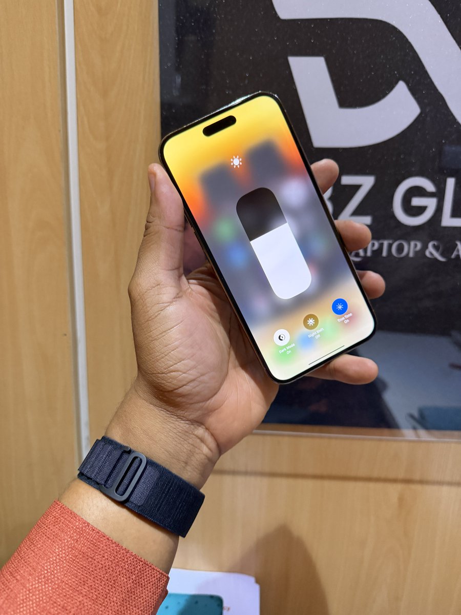 Deal‼️very clean iPhone 14 pro max 256gb with 89% batter capacity! Screen and all parts are original! Face ID and everything works great! 

Price: N740,000

Account: 8232100166 Dabz Global Biz Ven  Moniepoint 

Payment on deals are binding! We will not refund or repost, if you