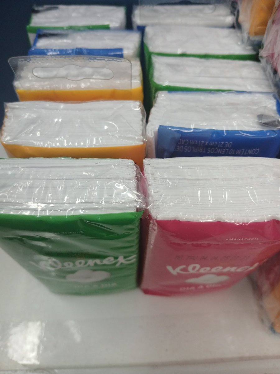 hongbylove's tweet image. just saw blur the best of at the pharmacy