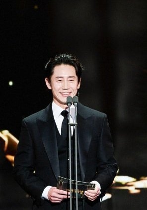 아 진짜 맛 좋다 그니까지금
<- 정호명      신하귢->
인거잖아 둘 다 goat 헤메코를 하고서 지금