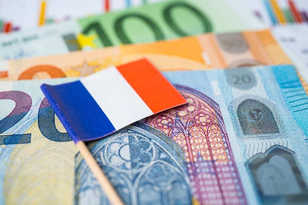 🇫🇷 FLASH | La France empruntera 310 milliards d’euros en 2026, un record. (Agence France Trésor)