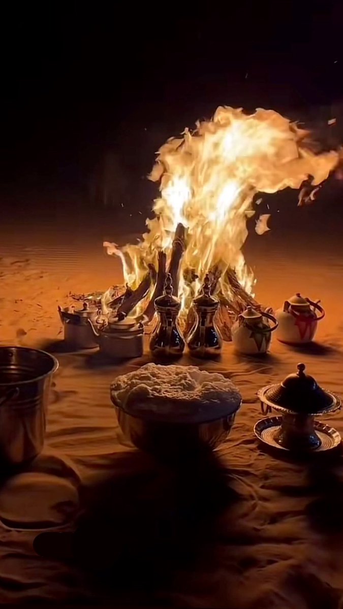 ولْعَوها اللي على الطيب يرهون الكفوف
قصدهم في تالي الليل ، تجذب من سرا