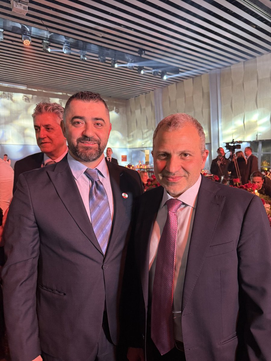 rabihmassaad's tweet photo. تشرفت بحضور مؤتمر الطاقة الإغترابيّة LDE، حيث تكمن قوة لبنان في ربط أبنائه في الوطن والانتشار. حوار، رؤية، والتزام من أجل مستقبل أفضل 🇱🇧
#لبنان_بيجمعنا
#LDE https://t.co/Wl2c04h9wm