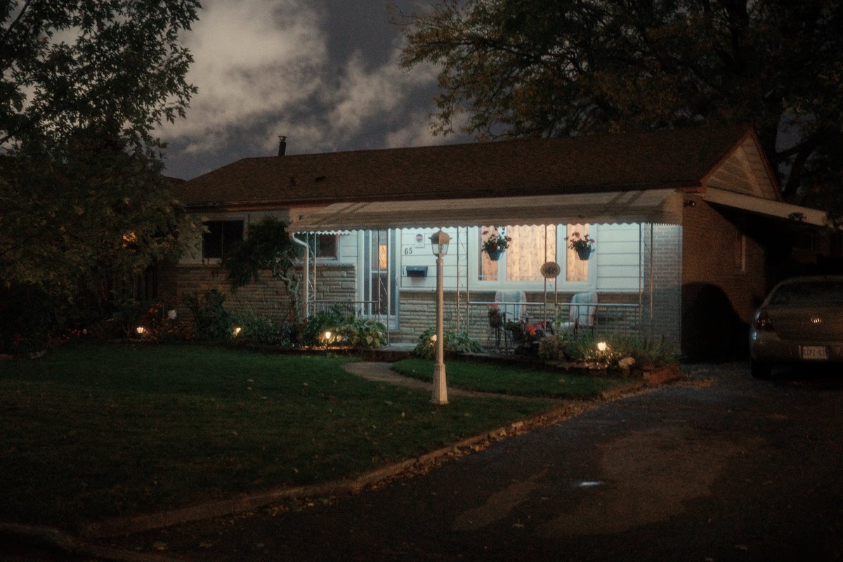 nowhereont's tweet image. pictures i took while walking in the cold