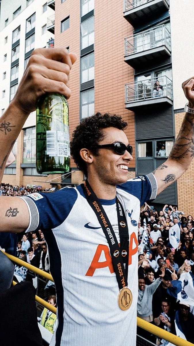 aftercodes's tweet image. We will never forget that night in Bilbao.