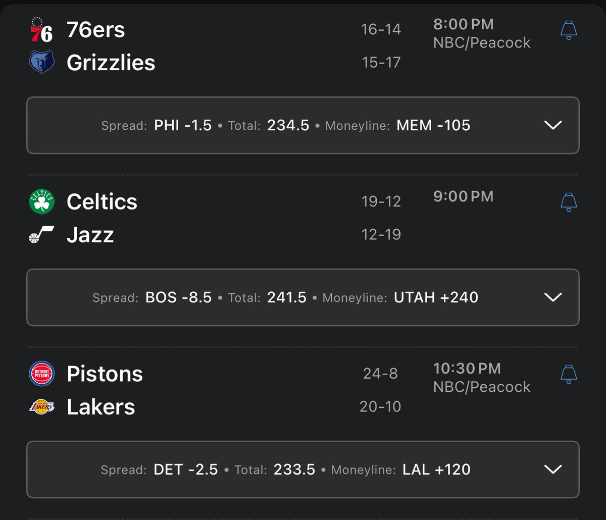 HooveLocks tweet media