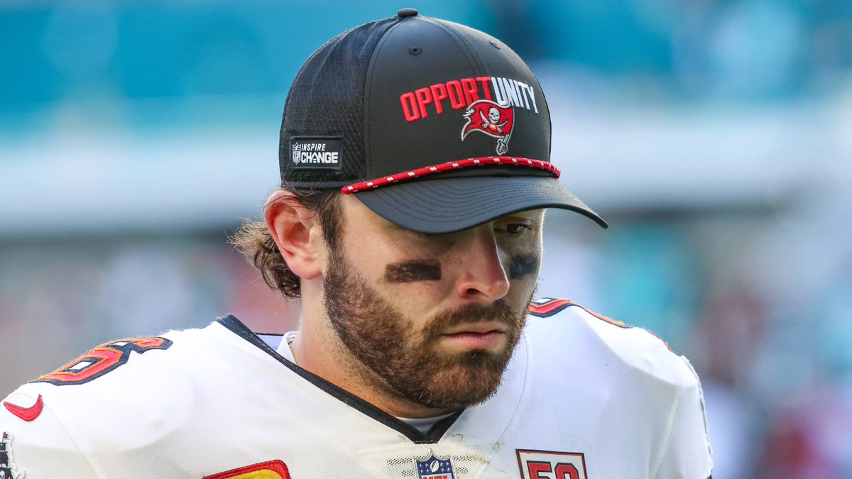 Around The NFL tweet media