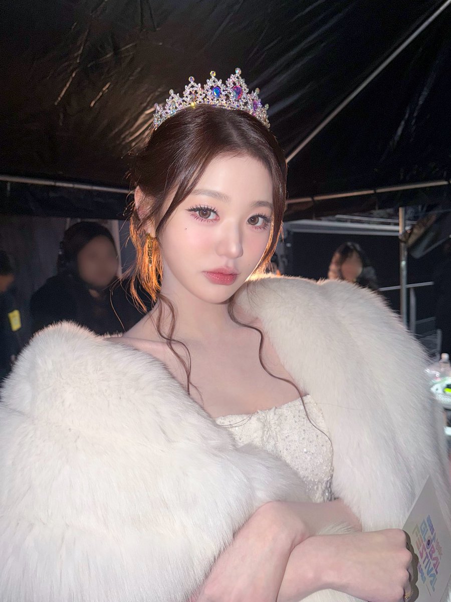 IVEstarship's tweet image. 📸 
IVE SHOT!

DATE : 2025.12.30
NAME : #KBS2 #2025뮤직뱅크_글로벌페스티벌 IN JAPAN

#IVE #아이브
#안유진 #가을 #레이 #장원영 #리즈 #이서 
#IVE_SHOT