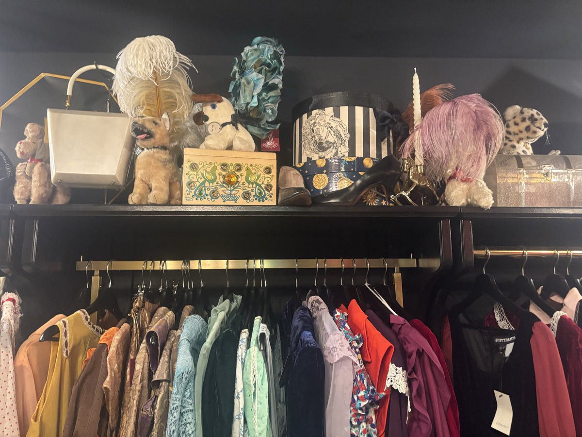 原宿にまたひとつロマンティックな古着屋さんが誕生して嬉しい🌛🎀